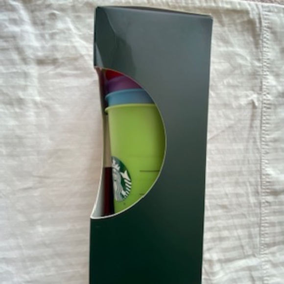Starbucks Color-Changing Cups